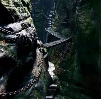 湘西芙蓉鎮(zhèn)、紅石林汽車特價2日游