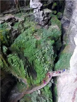 重慶?武?。ㄌ炜?地縫?九黎城）雙臥5日