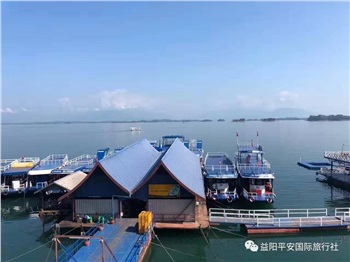 老撾?萬(wàn)象、萬(wàn)榮、瑯勃拉邦雙飛六日游