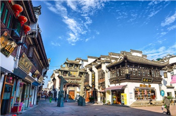 黃山、秀水千島湖、水墨宏村、西遞徽州古城高鐵純玩5日游